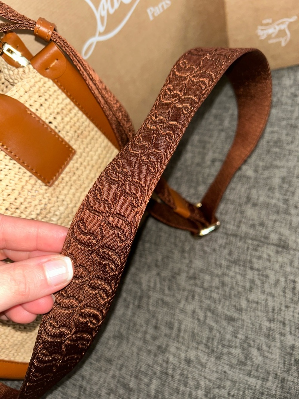 Christian Louboutin By My Side mini raffia tote bag w/COA - Picture 4 of 15